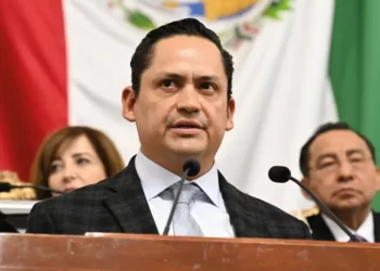 Ramos Franco hace un llamado a empresas para que adopten plásticos compostables