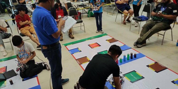 Alumnos de la UAT obtienen el primer lugar en el Torneo Mexicano de Robótica