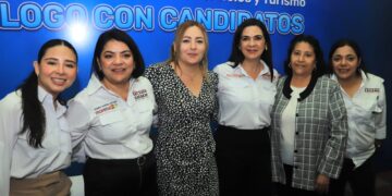 Presenta Mónica Villarreal propuesta de gobierno ante CANACO-Tampico
