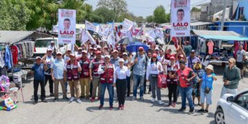 Tianguistas de la Col. Américo Villarreal se suman a Lalo Gattás en Victoria