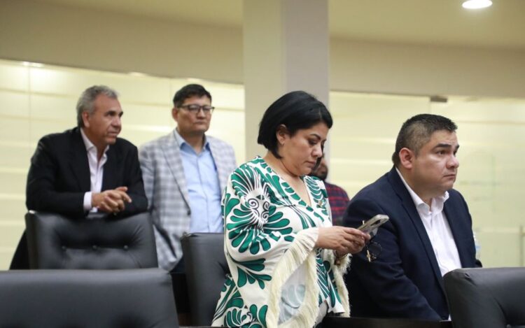 Recibe Congreso propuestas ciudadanas para Comisión Anticorrupción