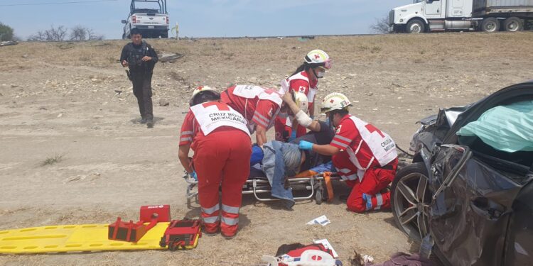 Carreterazo en la ruta Victoria-Tampico deja tres muertos y dos heridos