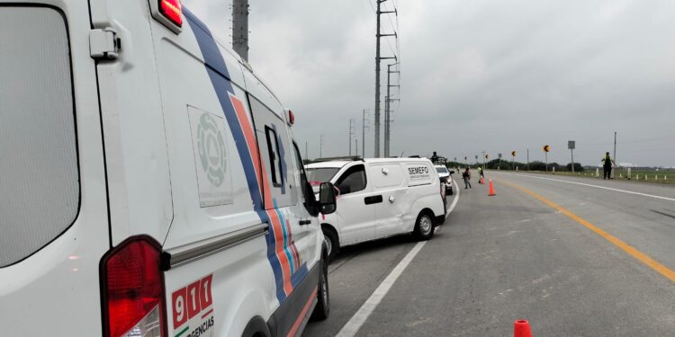 Choque con incendio deja una persona fallecida