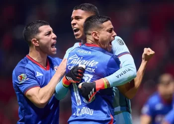 Cruz Azul se impone 1-0 a Toluca y asegura el subliderato del Clausura 2024