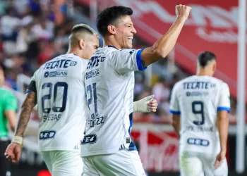 Monterrey golea a Necaxa y obtiene último boleto directo a Liguilla