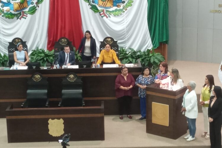 Acusan a Diputado Eliphaleth Gómez de conducta machista en el Congreso