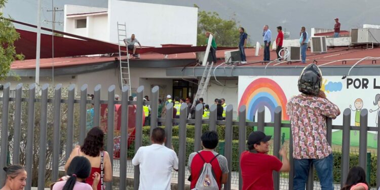 Frustran suicidio en Hospital Infantil