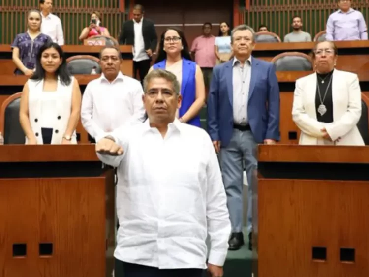 Congreso de Guerrero nombra a militar como nuevo fiscal del estado