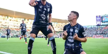 Querétaro se impone 2-0 ante  León y busca Liguilla directa