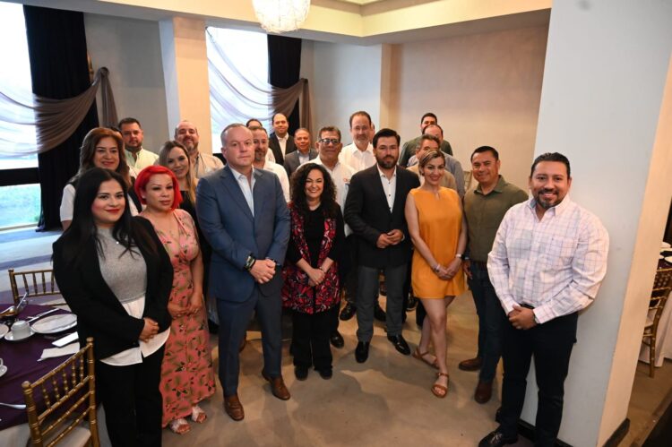 Se reúne Olga Sosa con aduanales y transportistas de Nuevo Laredo