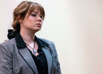 Condenan a armera de ‘Rust’ por homicidio involuntario a 18 meses de prisión