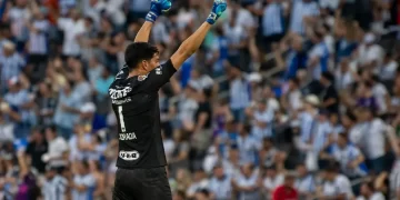 Esteban Andrada también sería sancionado por insultar a Nahuel Guzmán