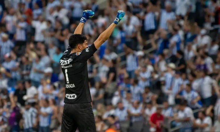 Esteban Andrada también sería sancionado por insultar a Nahuel Guzmán