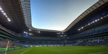 Violencia en las gradas del Gigante de Acero