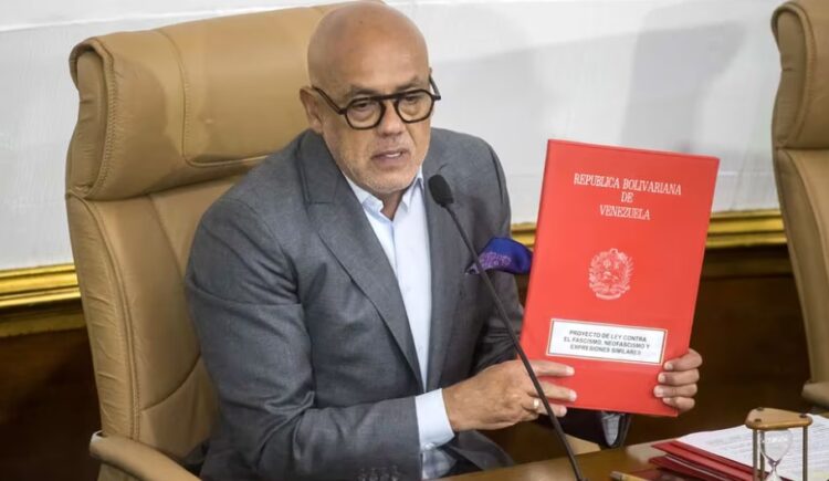 Alerta de activistas venezolanos: proyecto de ley contra el fascismo