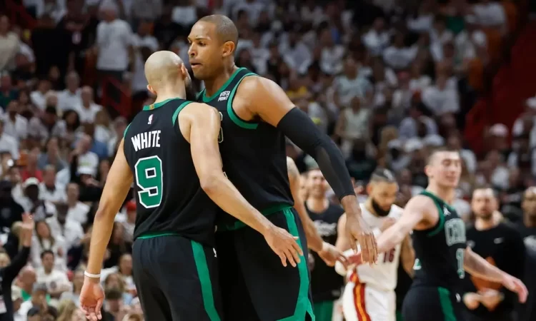 Celtics domina al Heat y se pone a un juego de las semifinales
