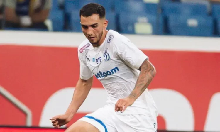 Luis Chávez brilla con gol en derrota del Dinamo de Moscú frente al Spartak