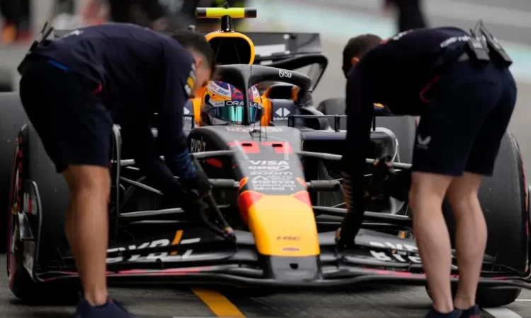 Stroll lidera la FP1 del GP de China con Checo Pérez en el Top 5