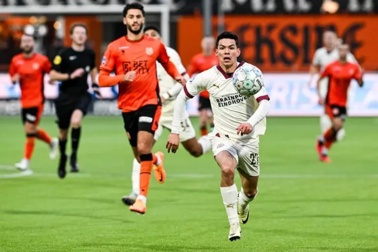 Hirving “Chucky” Lozano abre la puerta a una posible transferencia a Chivas