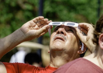 Alarmantes señales de daño ocular después del eclipse solar