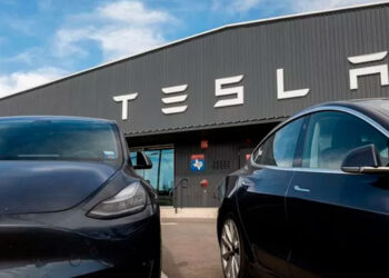 Tesla anuncia despidos masivos a nivel mundial