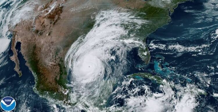 Prevén fuerte temporada de huracanes