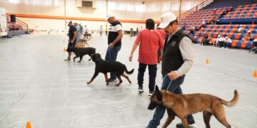 Inaugura rector de la UAT curso de adiestramiento canino K-9