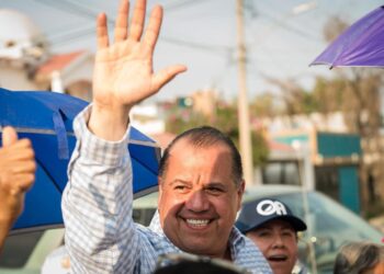 Familias de la Colonia Libertad abren sus hogares a Óscar