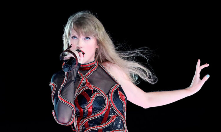 Taylor Swift domina los 14 primeros puestos del Billboard
