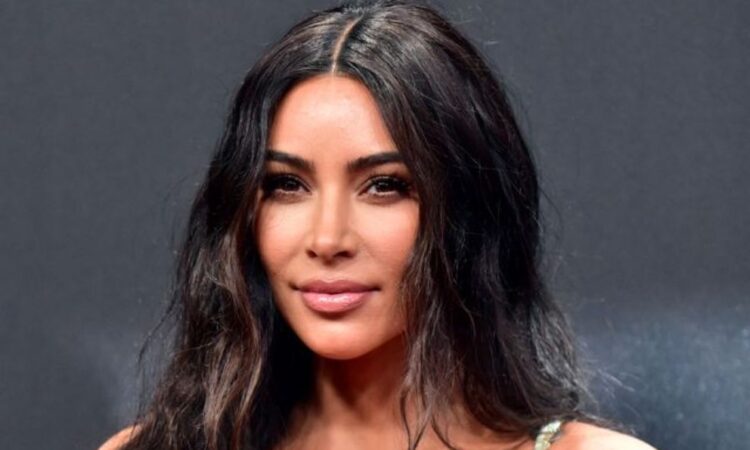Kim Kardashian pierde miles de seguidores por canción de Taylor Swift