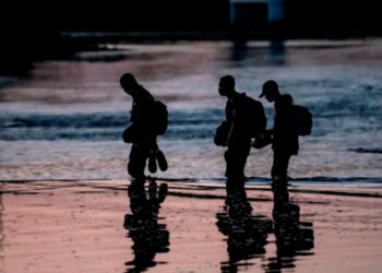 Inmigración en Estados Unidos: Beneficio económico con desafíos políticos