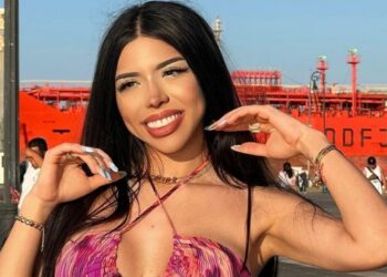 Atacan a Yeri Mua por su desempeño en vivo