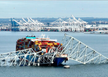 FBI abre investigación penal por caída del puente en Baltimore