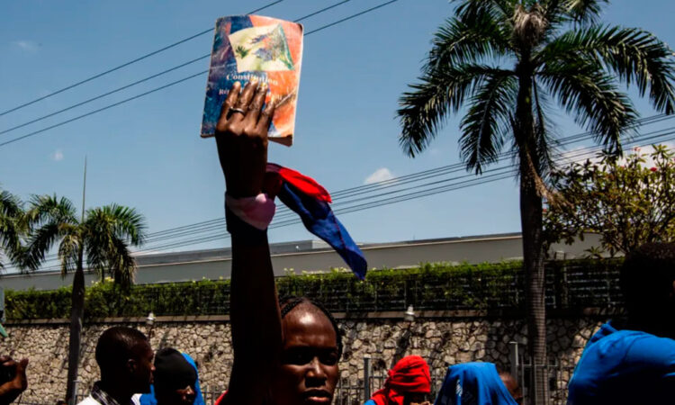 Haití en punto muerto: persiste la violencia y la incertidumbre tras un mes de caos