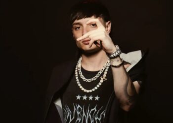 Peso Pluma rompe récord Guinness como el artista latino más visto en YouTube