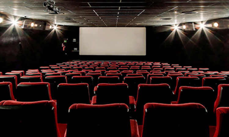 Pronostican disminución en ingresos mundiales en taquillas de cine para el 2024