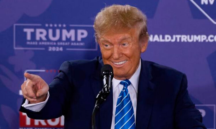 Testigo implica a Trump en esfuerzos por ocultar información