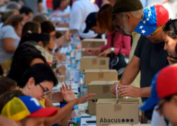 Más de 600.000 venezolanos se suman al padrón electoral para las próximas elecciones presidenciales