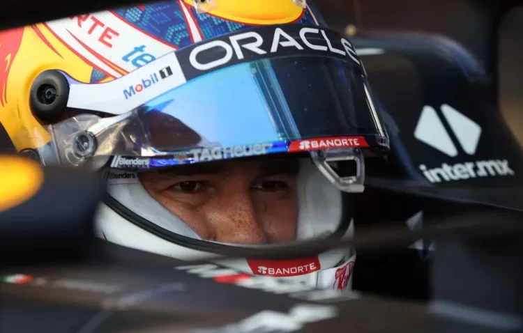 Jacques Villeneuve opina sobre: Alonso, Sainz y la incertidumbre en Red Bull y Mercedes