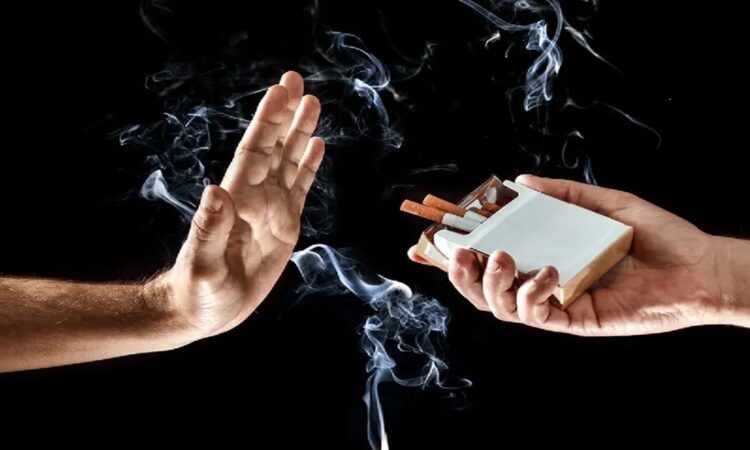 Reino Unido avanza hacia la prohibición de venta de cigarrillos para nacidos después de 2009