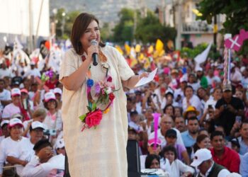 Propone Xóchitl apoyos a personas con discapacidad