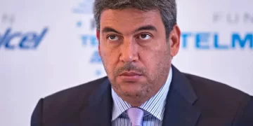 Arturo Elías Ayub considera unirse a Chivas tras solicitud de los seguidores