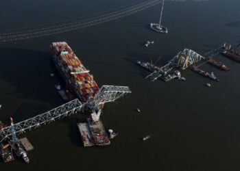 Rescatan restos de tercer mexicano fallecido tras colapso del Puente de Baltimore