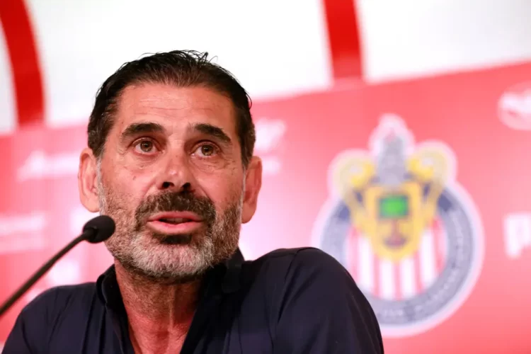 Fernando Hierro podría dejar Chivas para unirse al Al-Nassr de Cristiano Ronaldo