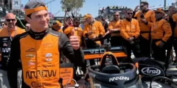 Scott Dixon se impone en Long Beach en una emocionante carrera de la IndyCar