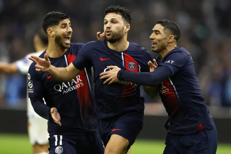 París Saint-Germain domina el clásico francés a pesar de jugar con 10 hombres