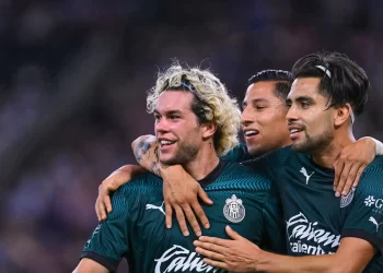 Chivas ‘elegante’: Se filtra nueva playera del Guadalajara