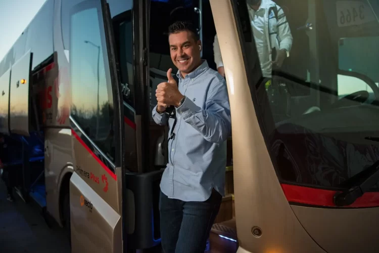 Ismael Rescalvo destituido como director técnico de Mazatlán FC