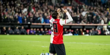 Juventus, Leipzig y Atlético de Madrid conversan con representantes de Santiago Giménez