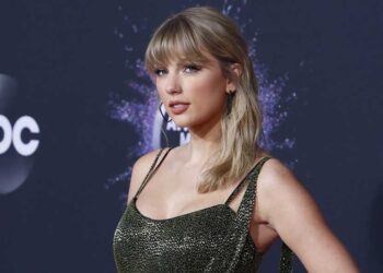 Taylor Swift rompe écord en Spotify con más de 300 millones de reproducciones en un día